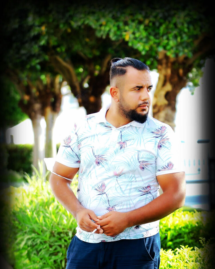  52215927  Serkan, 33 ,    