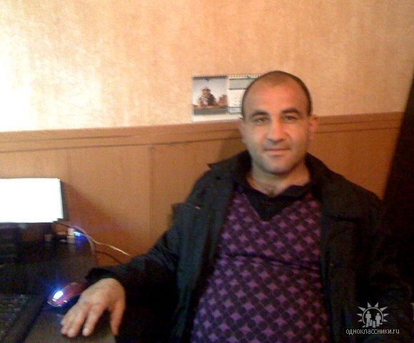  11059807  HAYK, 46 ,    