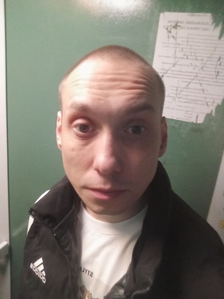  48561687  , 34 ,    