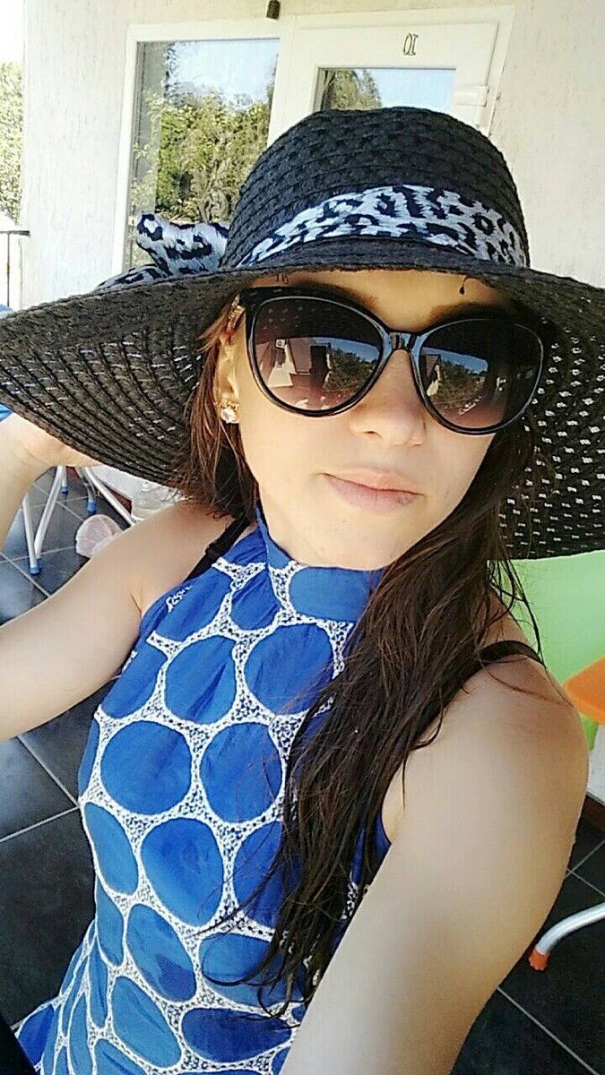  ,   Feodora, 25 ,   ,   , c 