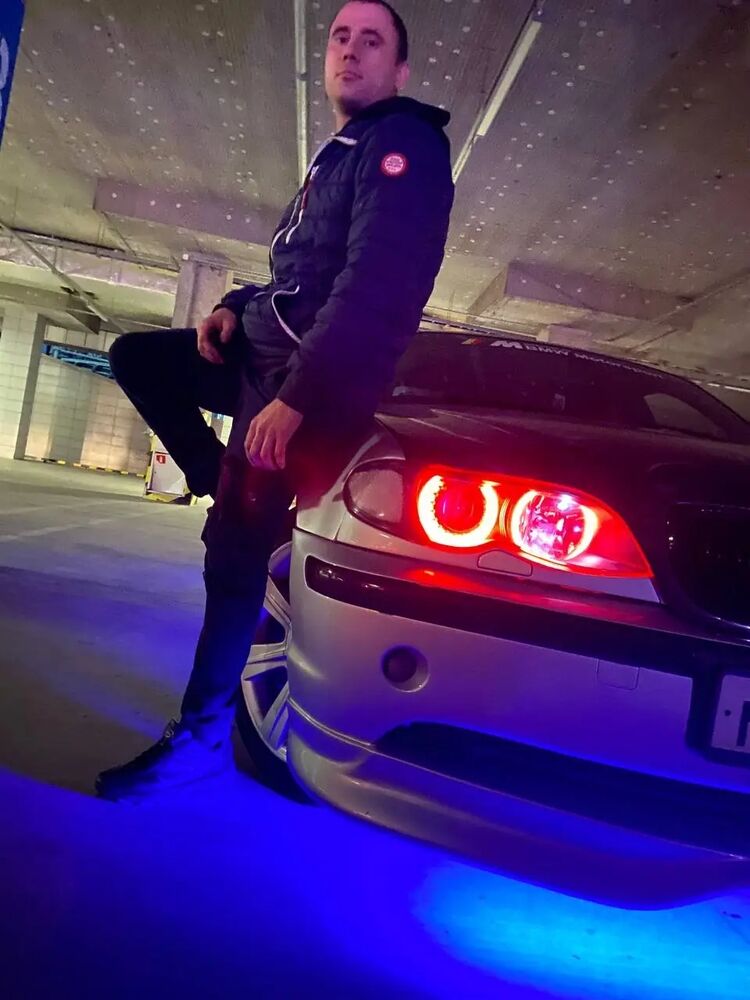  31644147  , 32 ,    -