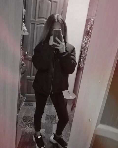  32301497  Irina, 26 ,    