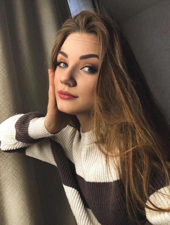  54588947  HYriK, 32 ,    