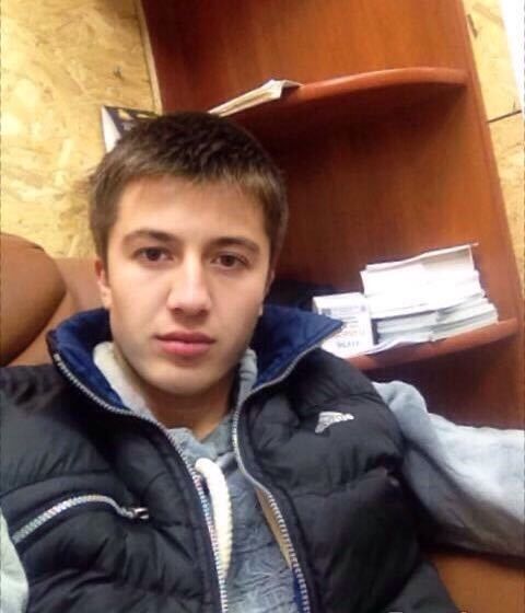  12423837  Nizam, 32 ,    