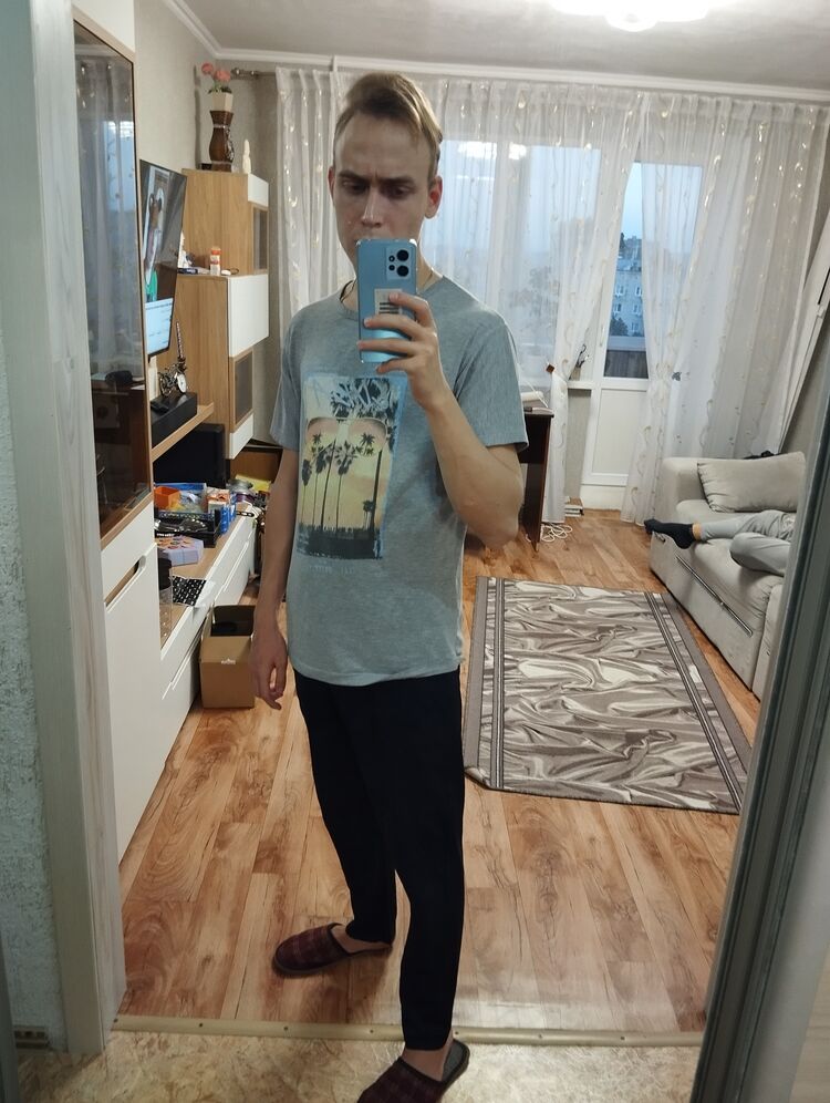  41996197  , 27 ,    