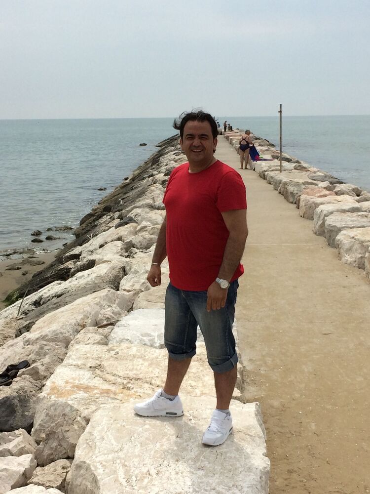  28601807  Mehmet, 47 ,    Essen