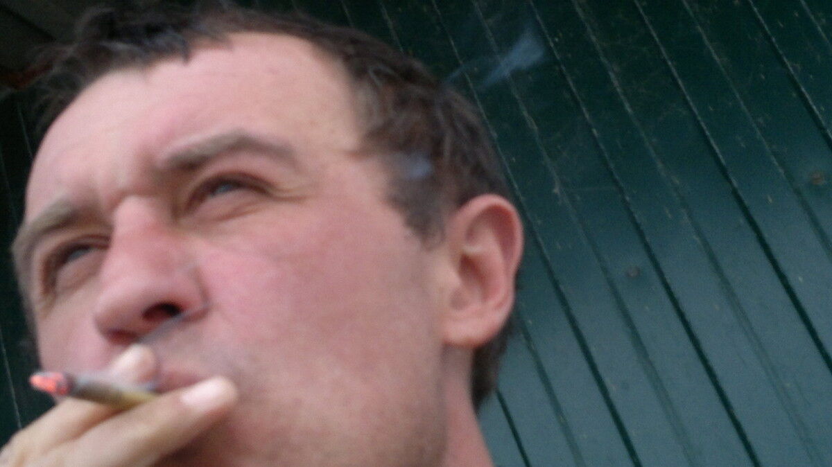  11654637  , 44 ,    