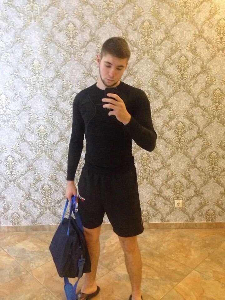  42169077  Kirill, 25 ,    