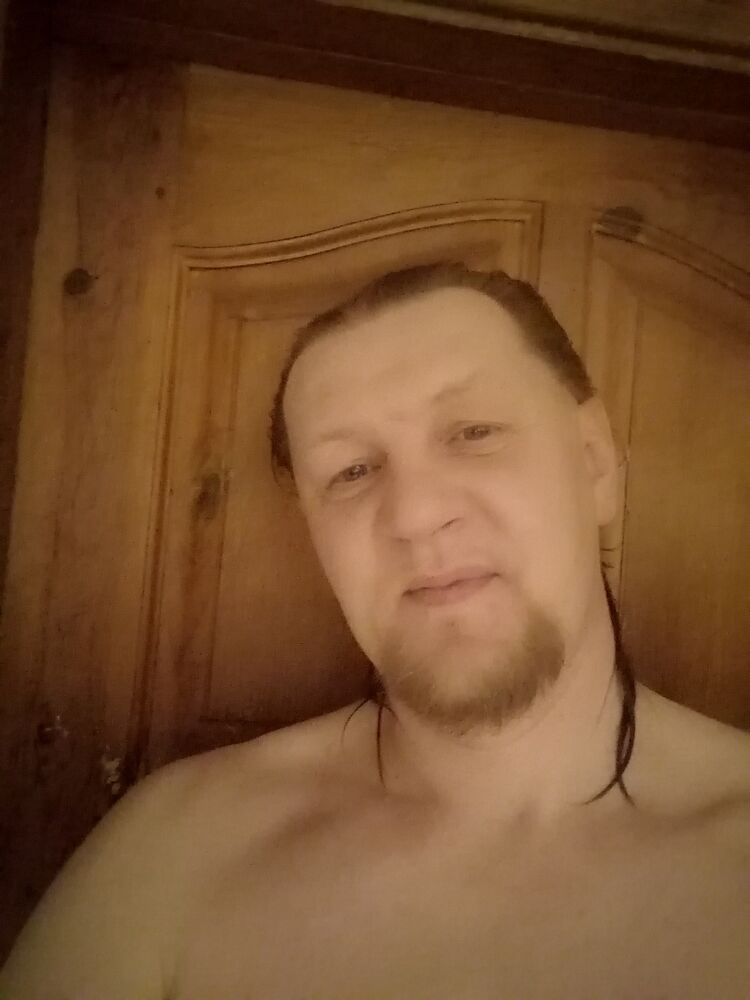  25251377  Andrey, 44 ,    