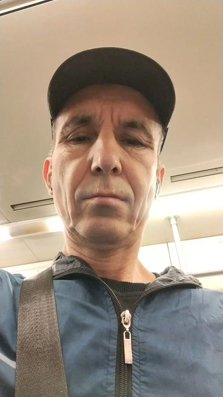  52851277  , 47 ,    
