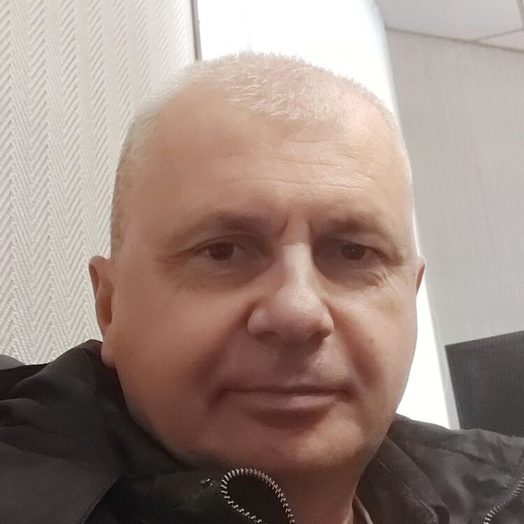  18709557  , 60 ,    