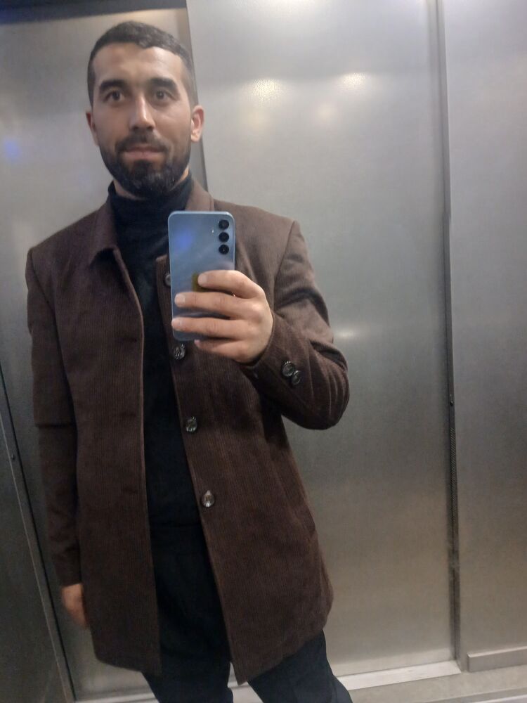  -,   Asmir, 36 ,     , c 