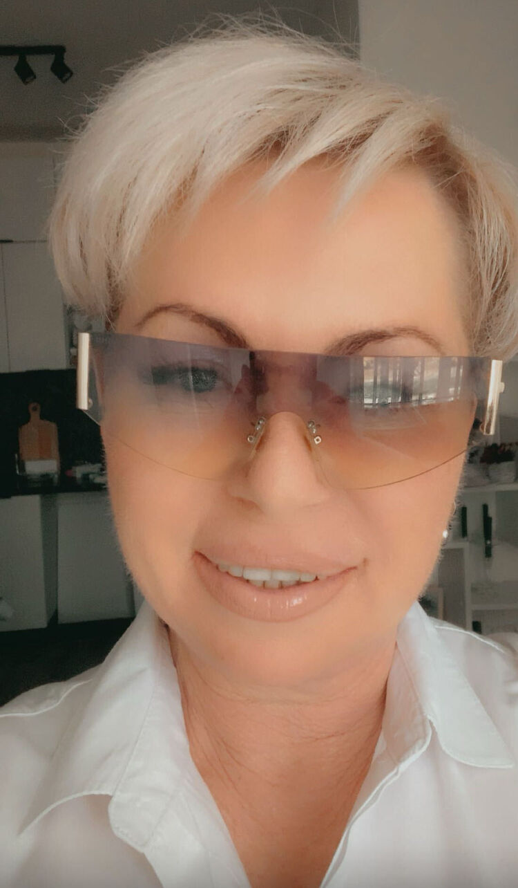  52273417  , 53 ,    -