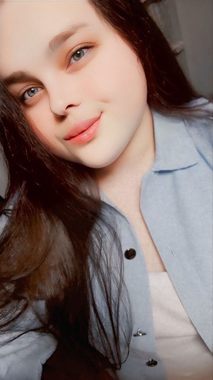  ,   Darya, 22 ,   ,   