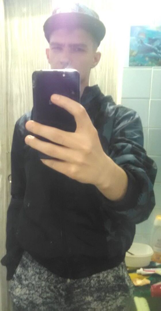  9569187  , 27 ,    