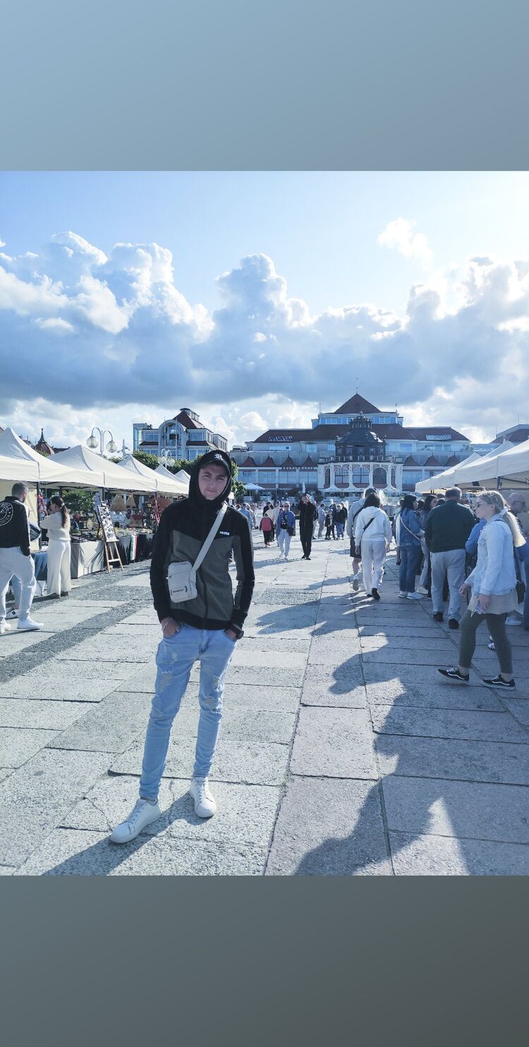  Sopot,   , 19 ,   ,   