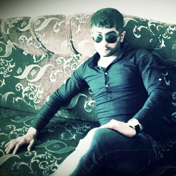  45267667  Nicat, 35 ,    