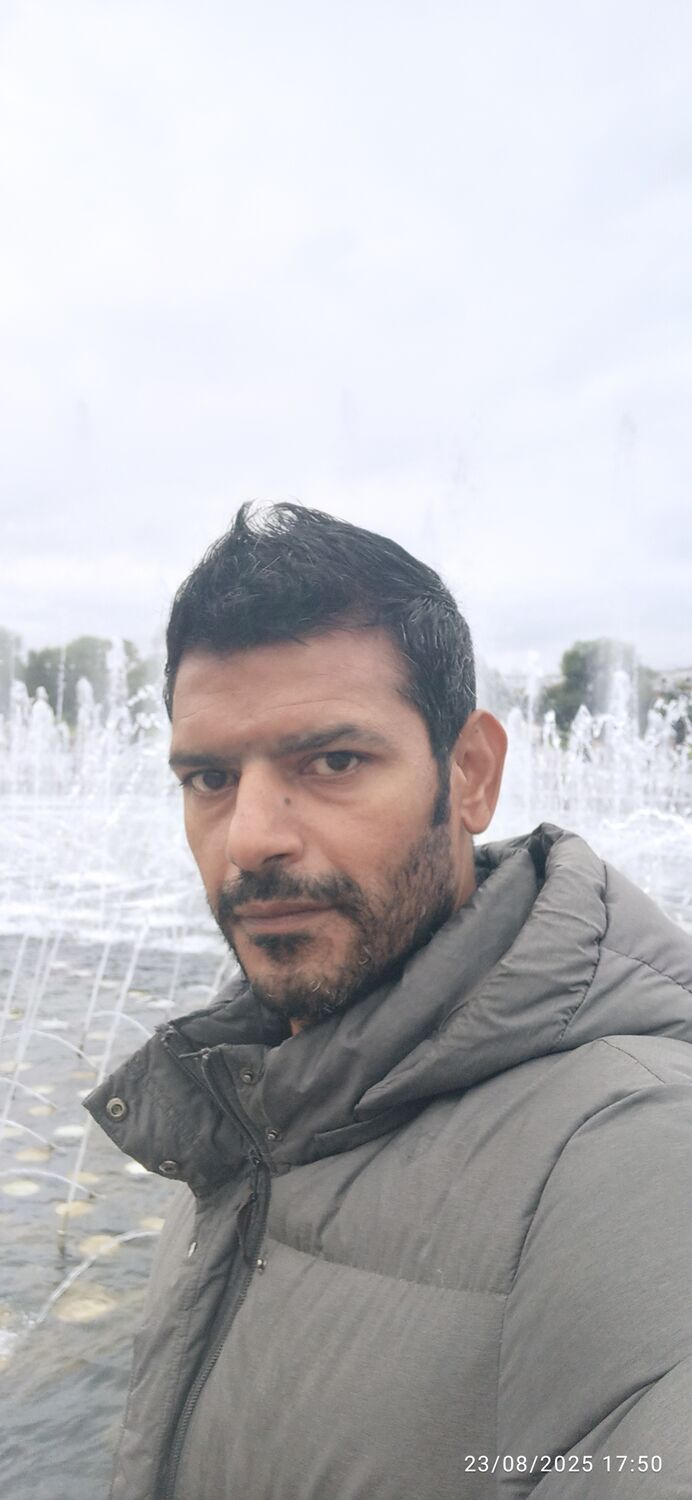  53243187  Sayed, 41 ,    