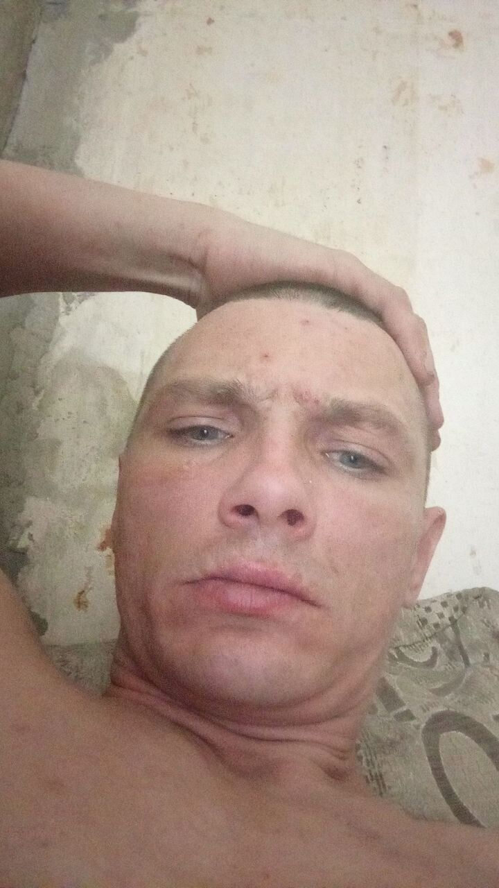  48013287  , 33 ,    
