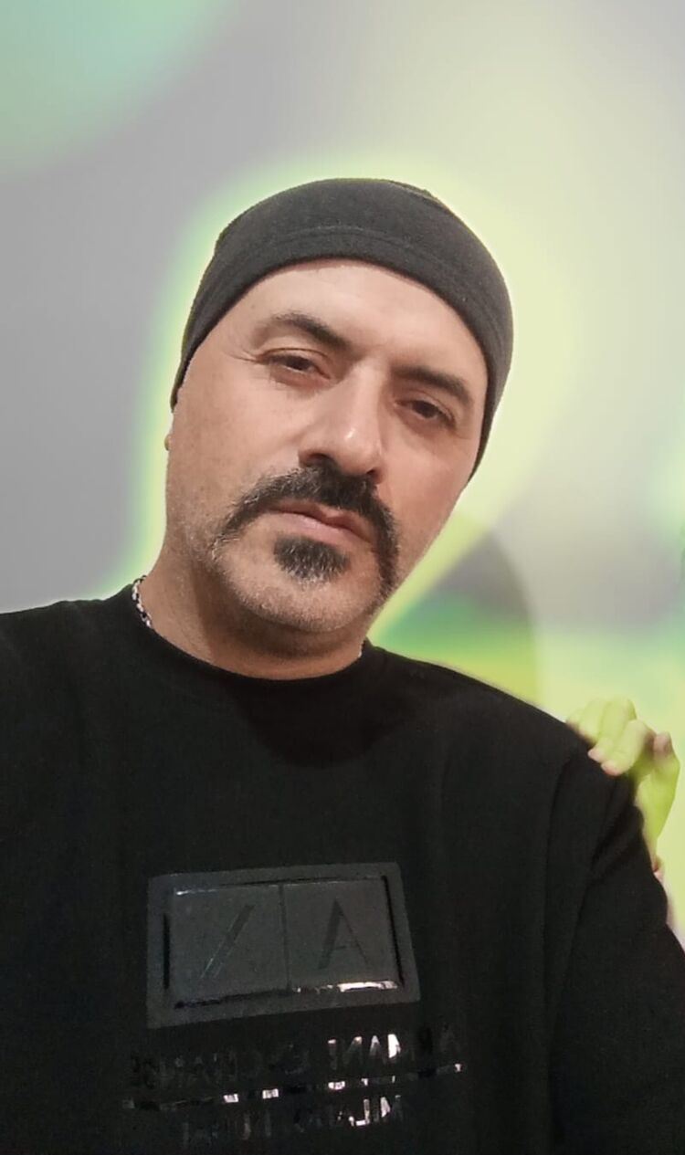  51118897  Yoni, 46 ,    Azor