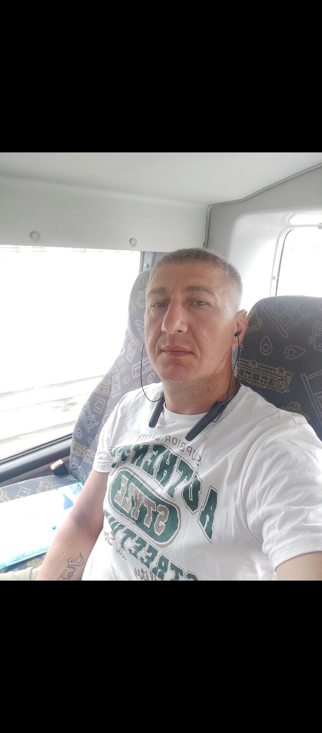  51717117  , 42 ,    