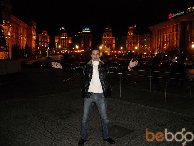  1326477  Slovenin, 43 ,    