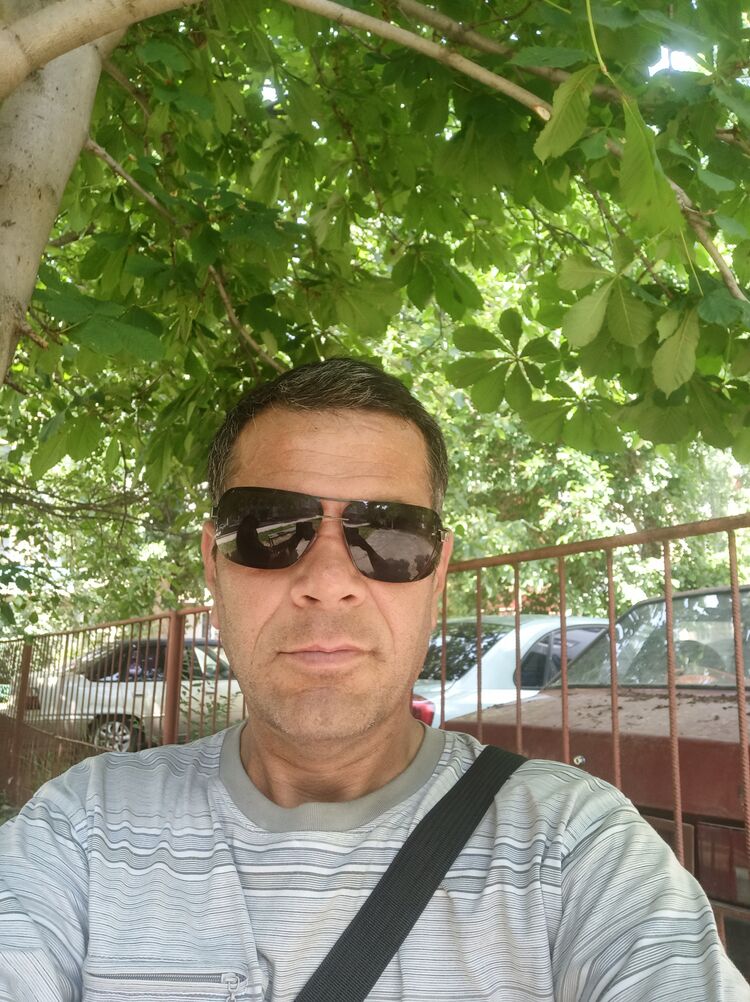  44065657  , 49 ,    