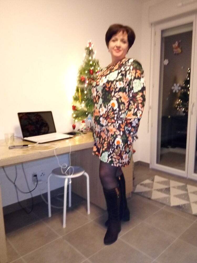  ,   Lili, 53 ,   ,   , c 