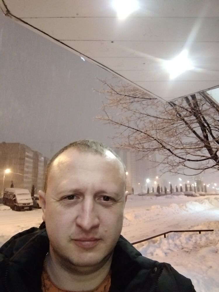  33496067  , 42 ,    