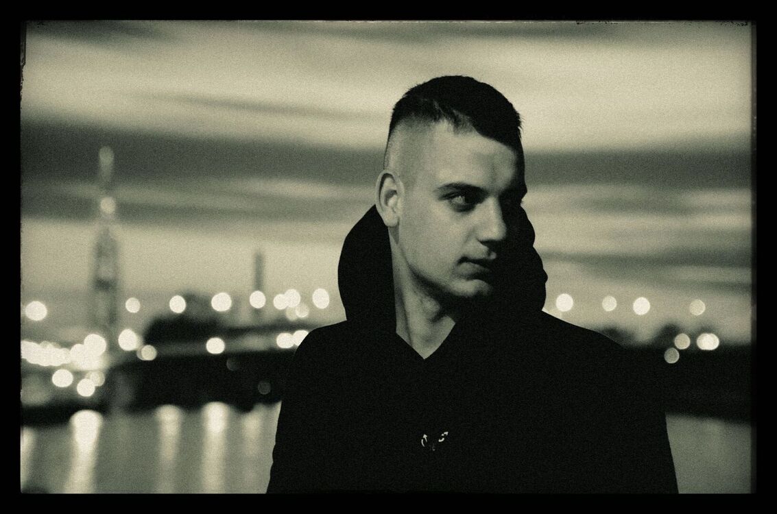  26931867  Bogdan, 26 ,    -