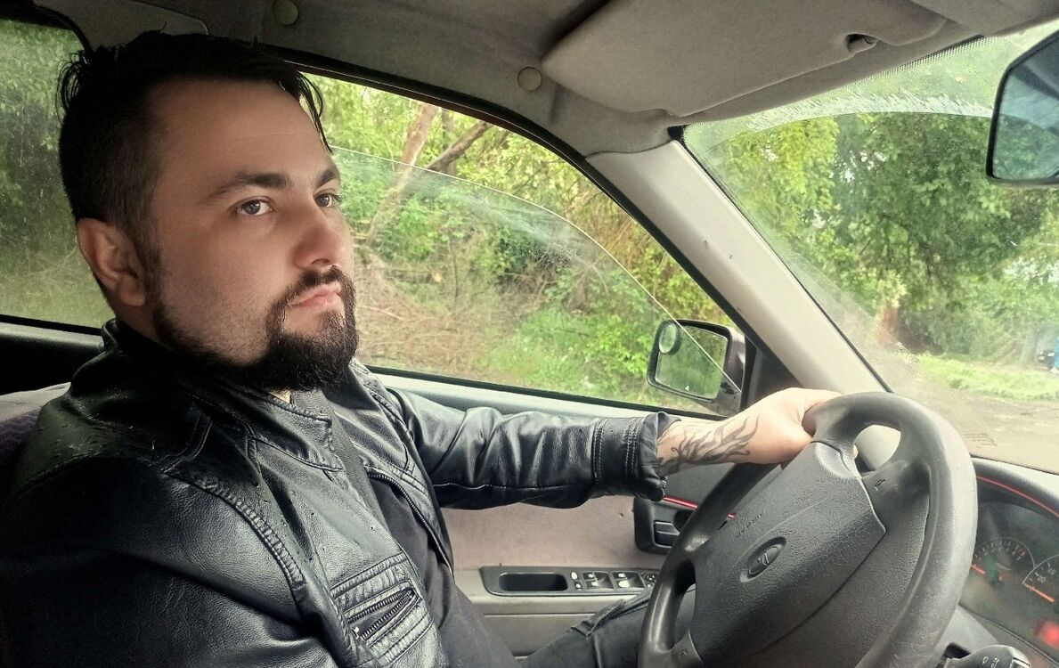  ,   Rodion, 32 ,   ,   , c 