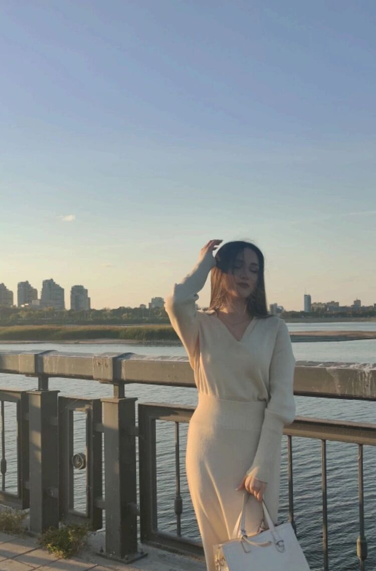  ,   , 19 ,     , c 
