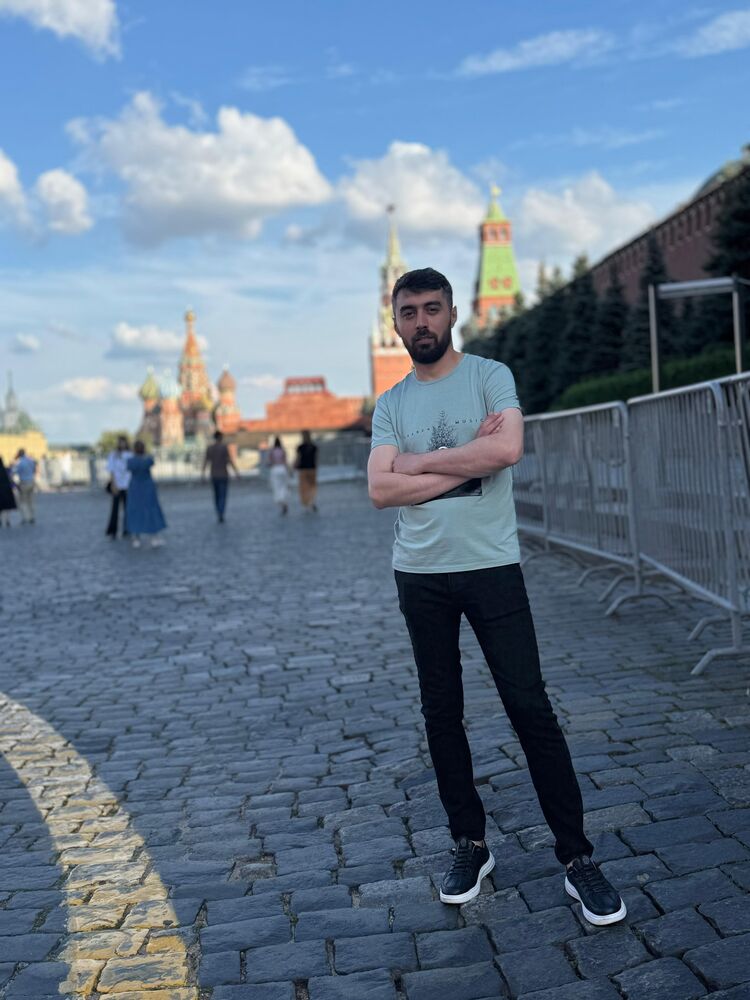  54553207  Turan, 31 ,    