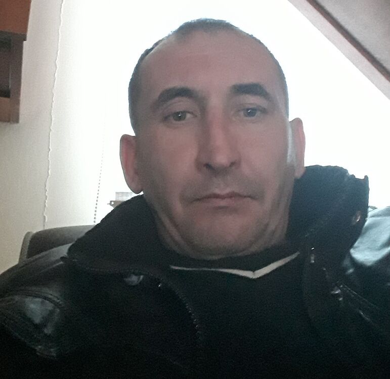  45042247  Ruslan, 46 ,    -