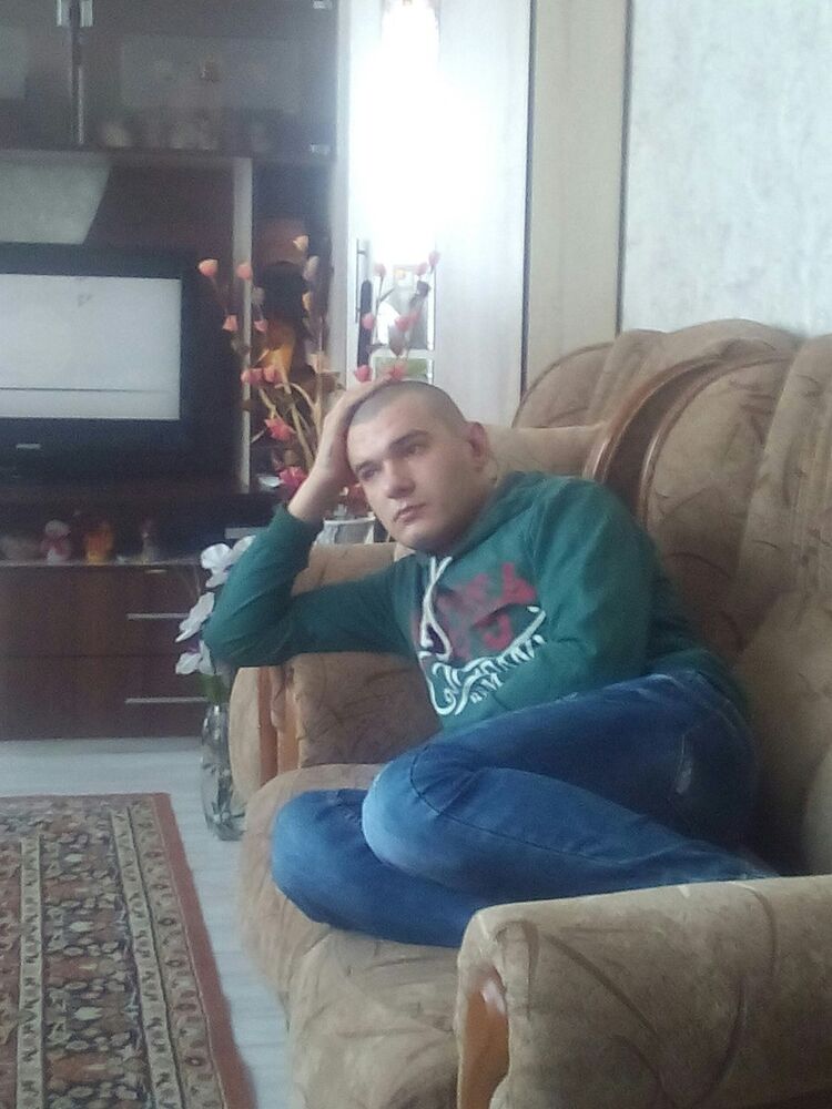  15870977  , 36 ,    