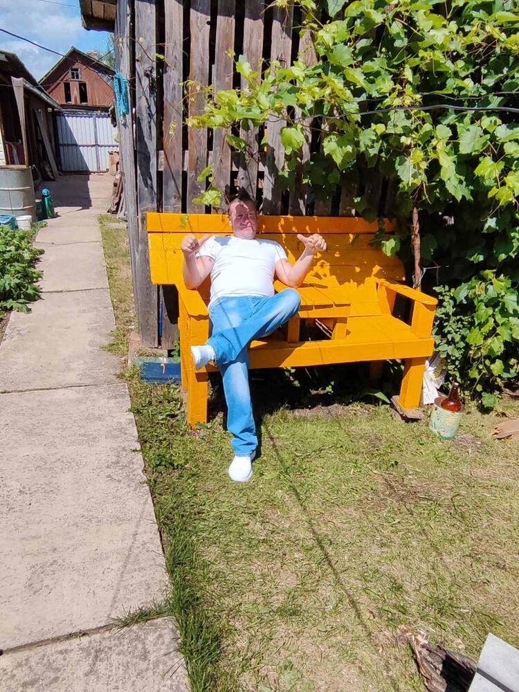  40319107  , 46 ,    