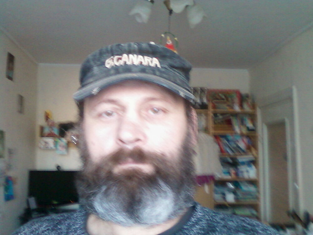  11181487  Sergej, 58 ,    