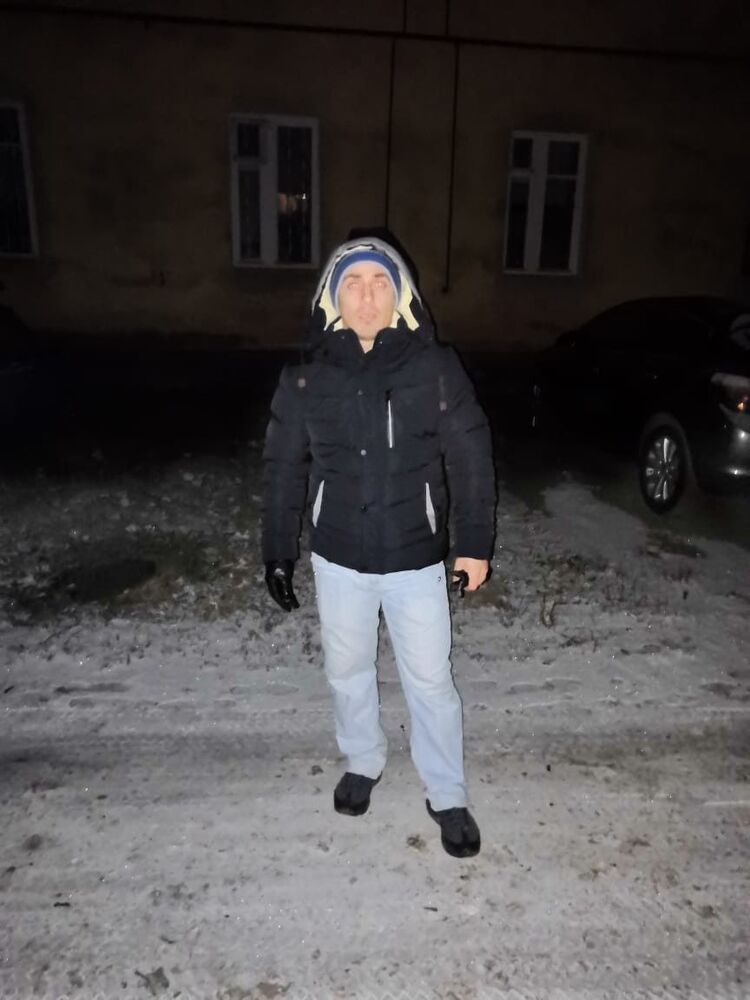  19017427  , 39 ,    