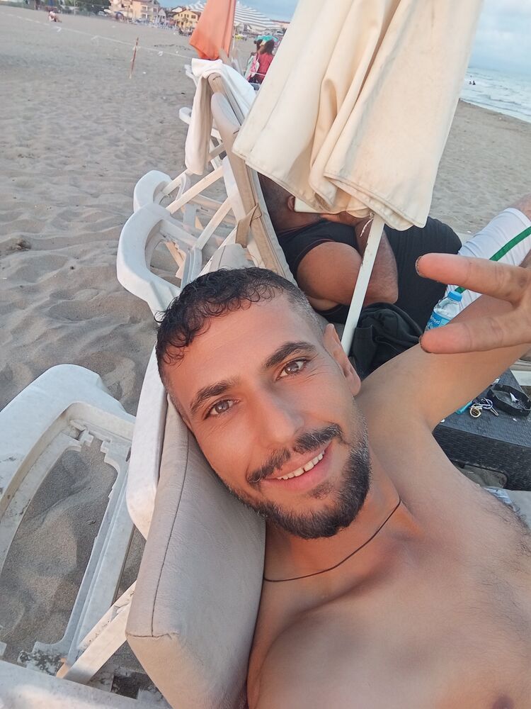  53234917  Omer, 33 ,    