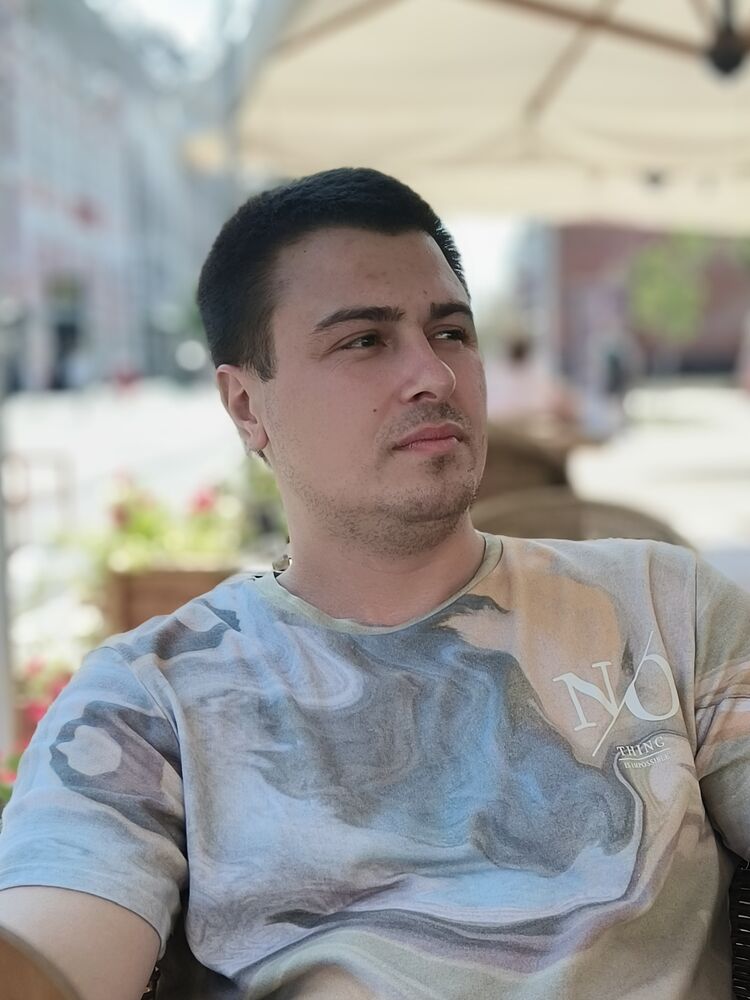  45846967  , 33 ,    