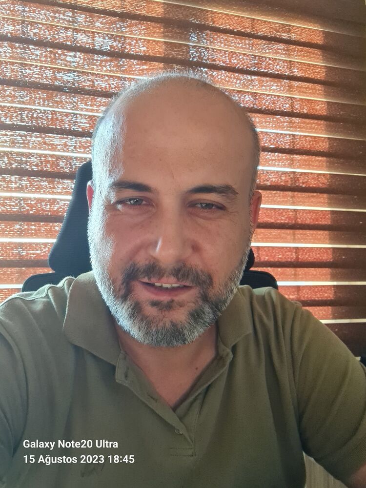  51330377  Kemal, 43 ,    