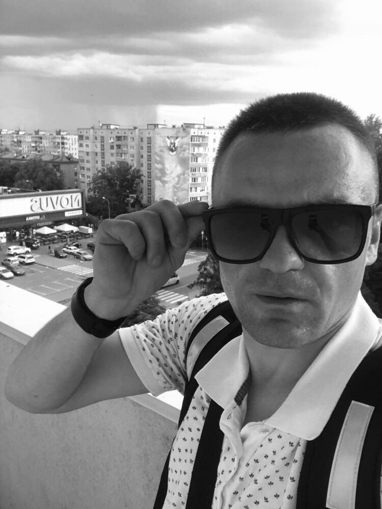  43646597  Stepan, 30 ,    