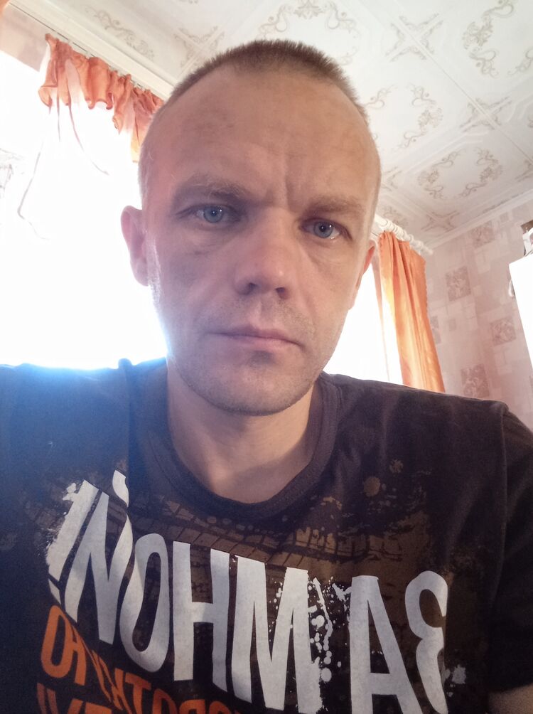  35814597  , 44 ,    