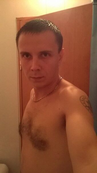  10456137  Sergey, 37 ,    