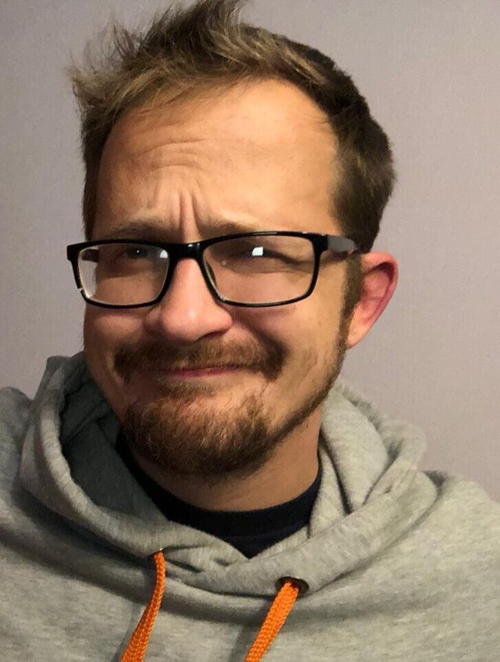  33532637  , 48 ,    -