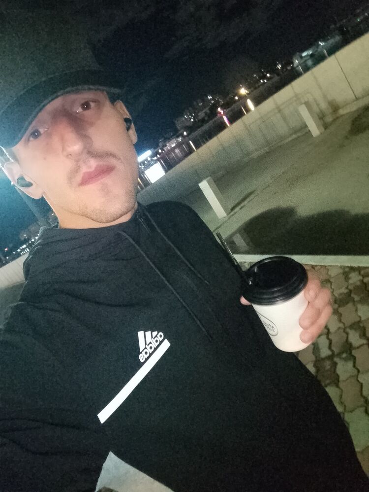  54617307  Iosif, 28 ,    