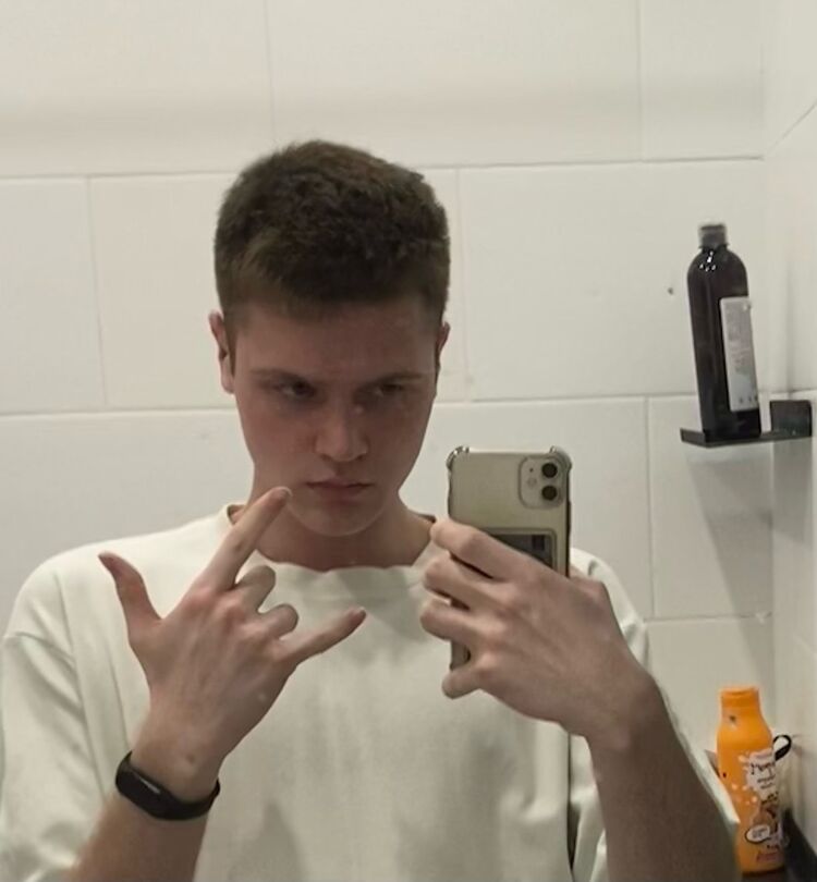  34961197  , 21 ,    