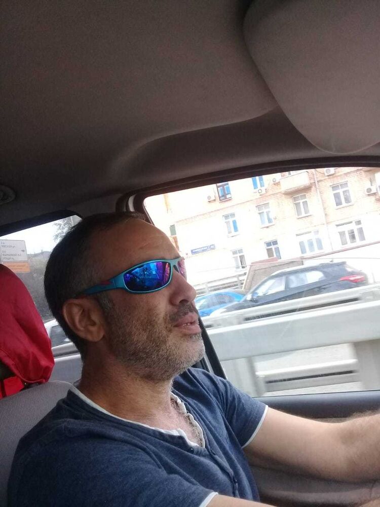  ,   Artur, 50 ,   ,   , c 