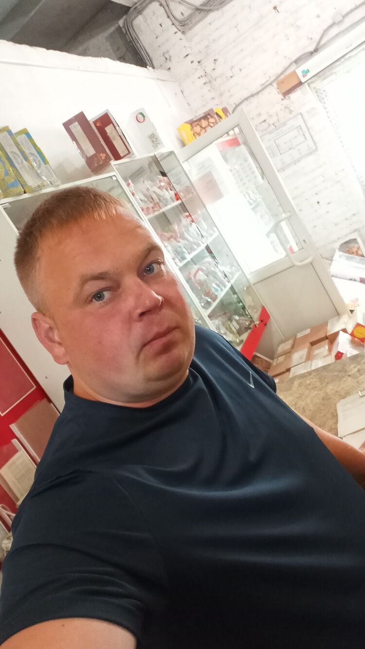 35715917  , 32 ,    
