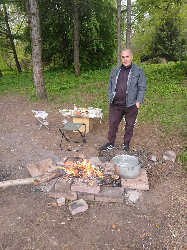  ,   Ovik, 47 ,   ,   